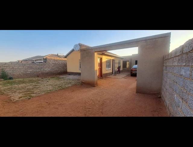 2 BEDROOM PROPERTY TO RENT IN PROTEA GLEN